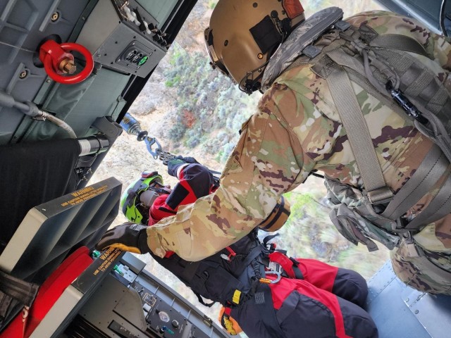 Idaho Army National Guard, Boise Fire Department conduct water rescue