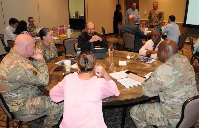 Fort Johnson community gathers to focus on quality of life issues