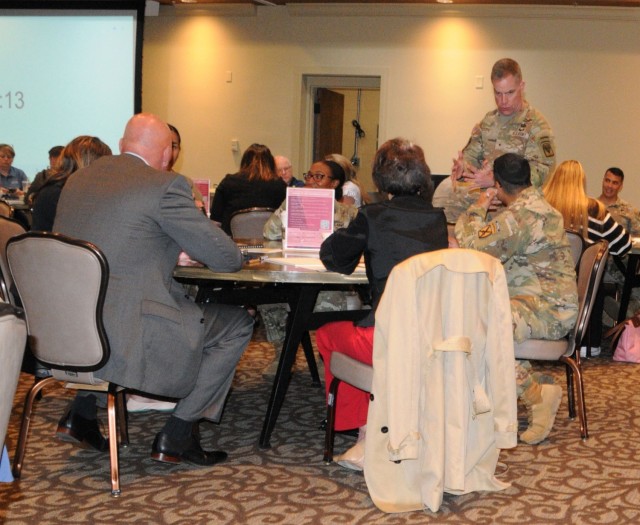 Fort Johnson community gathers to focus on quality of life issues
