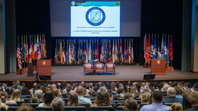 School of Advanced Military Studies Graduates Next Generation of Leaders