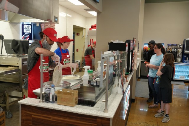 Hunt Brothers Pizza comes to Meade