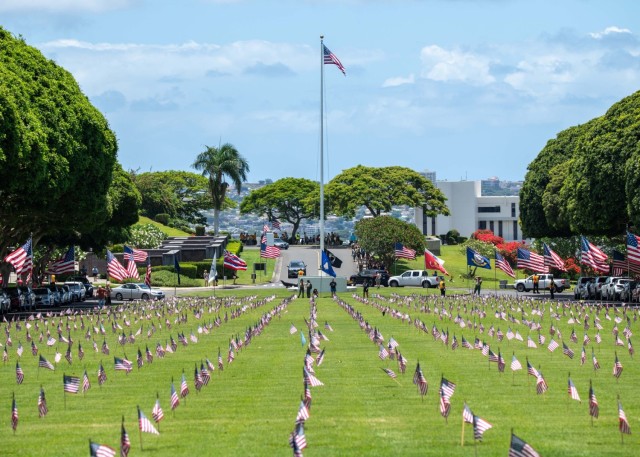 Scouts, Soldiers, volunteers honor fallen at Memorial Day ceremony