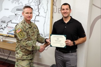 Buffalo District Engineer Recognized as Hard Hat of the Year for Great Lakes and Ohio River Division