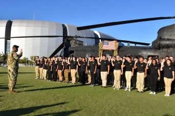Army meets fiscal year 2025 recruiting goals four months early