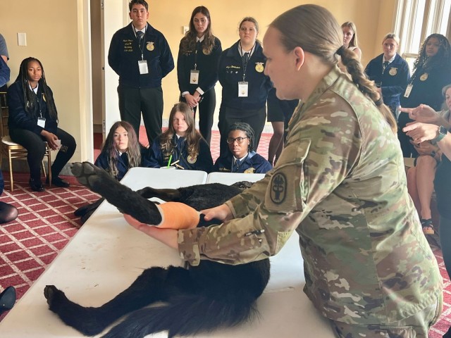Science, Service and Simulations: Soldiers Inspire Students at Louisiana FFA Convention