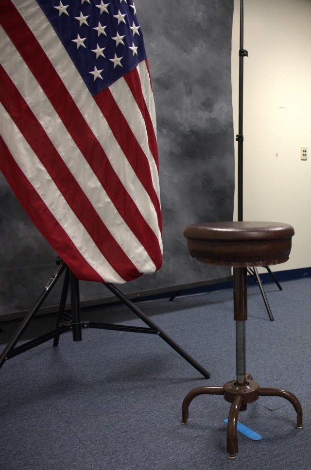 Located in the basement of Hoge Hall in room 013, a mobile photo studio is now open to all service members and Department of Army civilians who need a head and shoulders photograph for command boards and award packets.