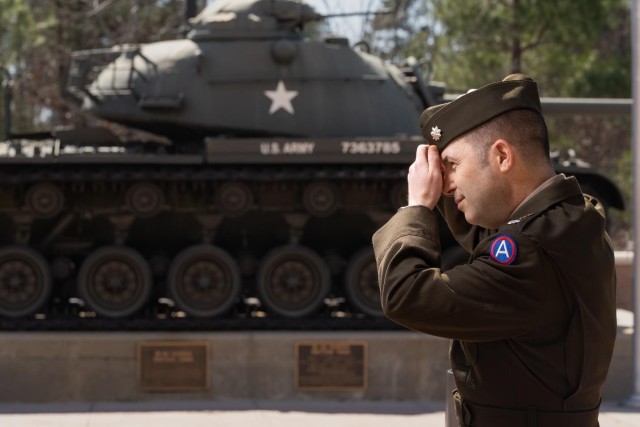A Family tradition of service in USARCENT