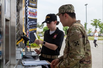 CAMP HUMPHREYS, South Korea – The Camp Humphreys community just got a new takeout spot for breakfast and lunch, and the best part: the food comes to you.