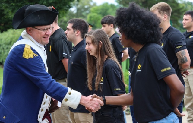 Patton Museum celebrates Army 250th Birthday with enlistment ceremony