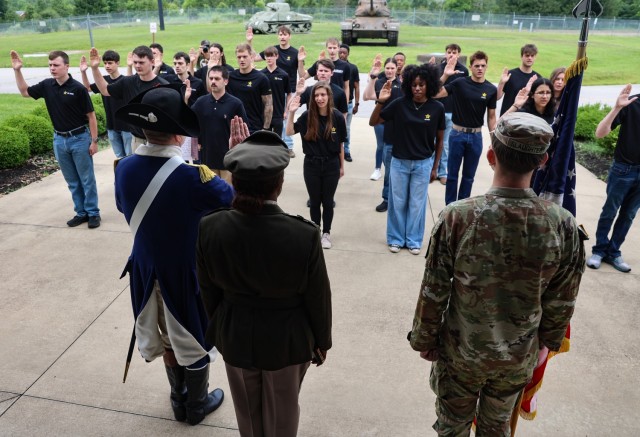 Patton Museum celebrates Army 250th Birthday with enlistment ceremony