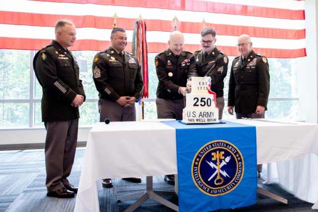 The Army 250th Birthday and Flag Day were celebrated in advance of June 14 at INSCOM, Ft. Belvoir on, 2025. (U.S. Army, INSCOM)
