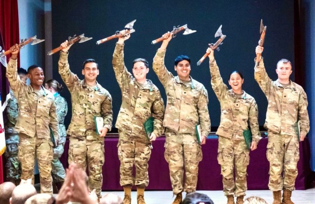 Medical Readiness Command, Europe Team Wins U.S. Army MEDCOM Best Leader Competition in Hawaii
