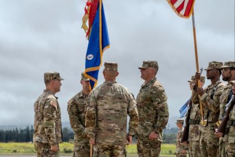 3-25 “Hammerheads” Welcome New Commander During Change of Command Ceremony