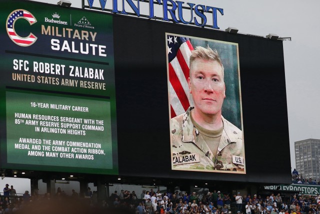 Iraq combat veteran turned Army Reserve Soldier receives honor at Chicago Cubs game