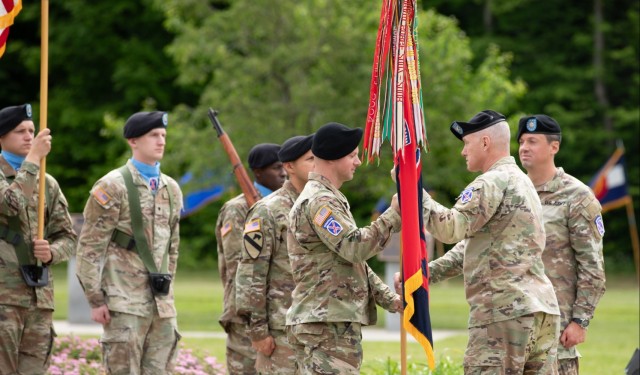 Headquarters and Headquarters Battalion Hosts Change of Command Ceremony