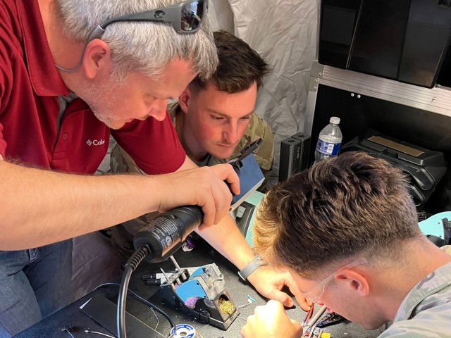Making Prototypes next to the Battlefield with DEVCOM CBC’s ExLab