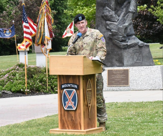 Fort Drum welcomes new garrison commander during change of command ceremony