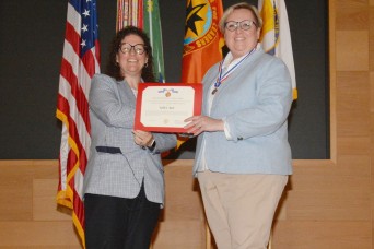 CECOM ILSC recognizes Civilian Service Achievement Medal winners