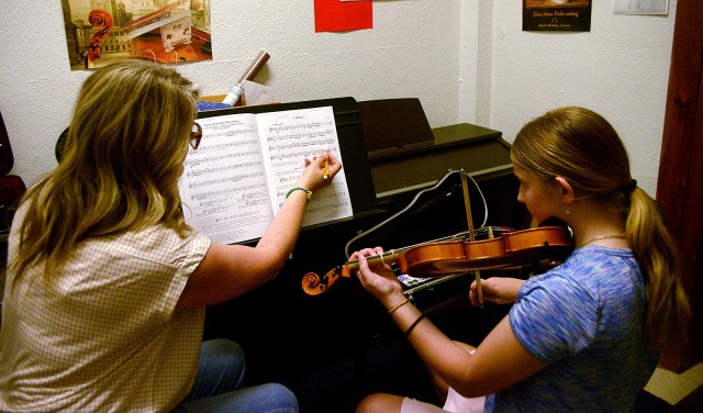 SKIES Violin Lessons