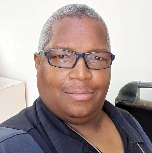 Gene Willie Strahan Jr., a devoted automotive mechanic, beloved colleague and cherished friend, passed away on June 10, 2025.