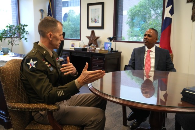 El Paso Honors Army&#39;s 250th with Mayoral Proclamation