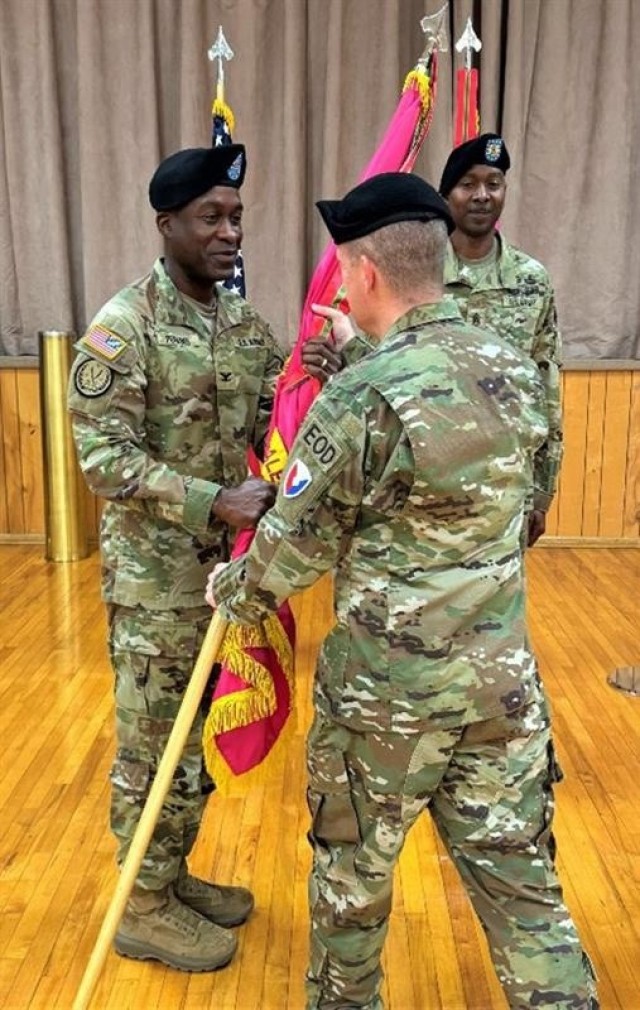 Perkins assumes command at MCAAP