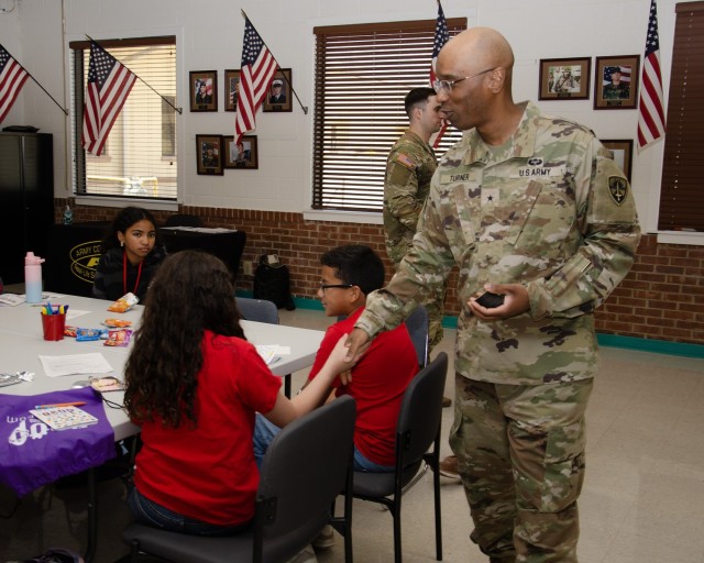 Middle school students participate in GEMS at White Sands Missile Range