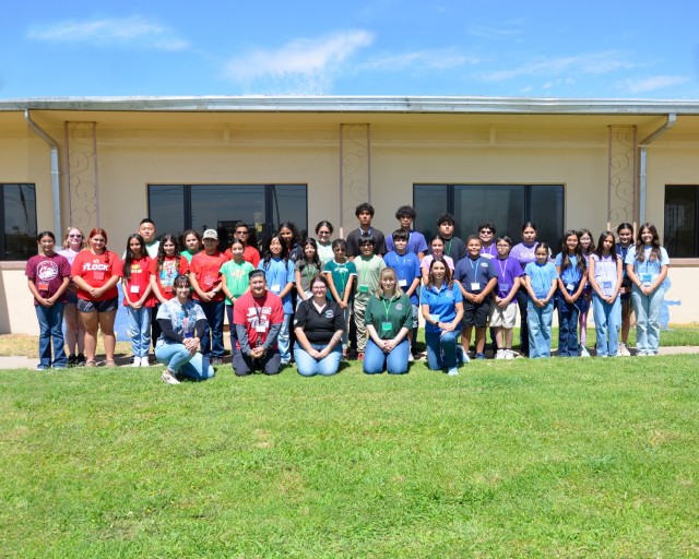 Middle school students participate in GEMS at White Sands Missile Range
