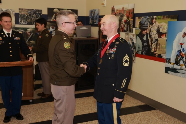 Explosive Ordnance Disposal master sergeant completes career at 20th CBRNE Command