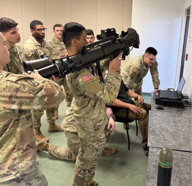 M3A1 gunners train using the Carl Gustaf Indoor Trainer.
