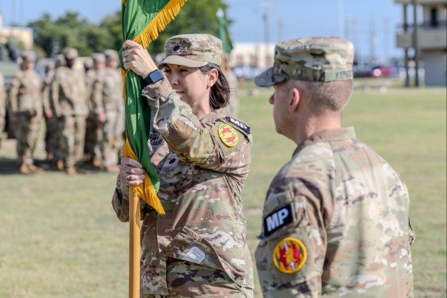 720th Military Police Battalion, 89th Military Police Brigade welcomes new commander