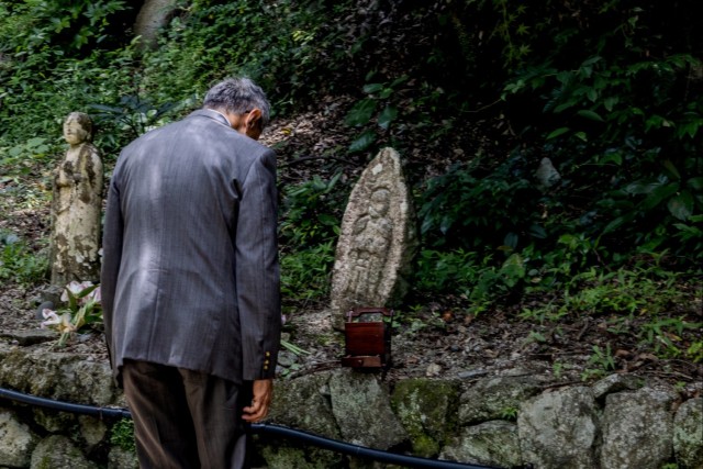 From execution to reconciliation - WWII US Airmen POWs memorialized in Japan by Family, Family of their executioners