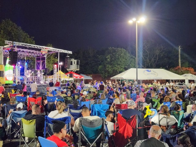 Fort Buchanan Celebrates Independence Day; Citizens Take Advantage of the Occasion to Join the Army