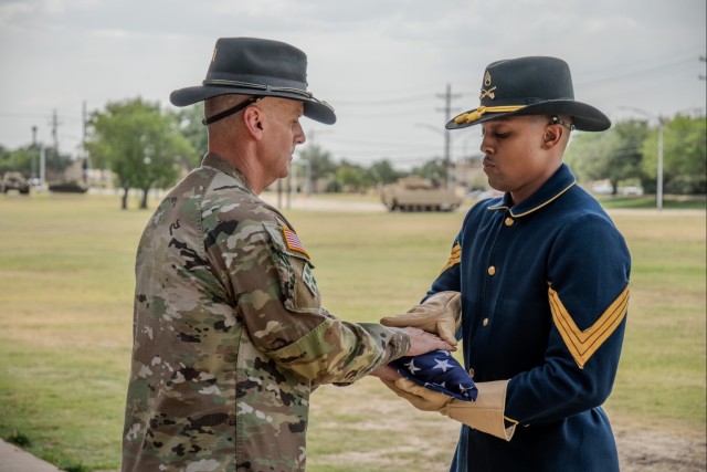 1st Cavalry Division Conducts Retreat Ceremony