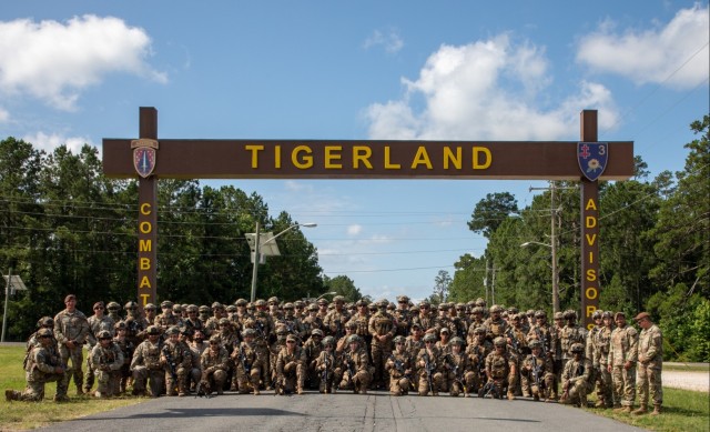 JAF and U.S. Army Demonstrate Combined Lethality in Joint Readiness Training Center Debut