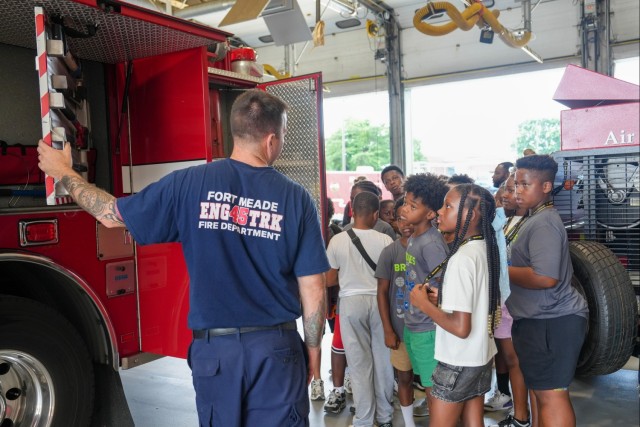 Bridges Baltimore students explore Fort Meade careers, community