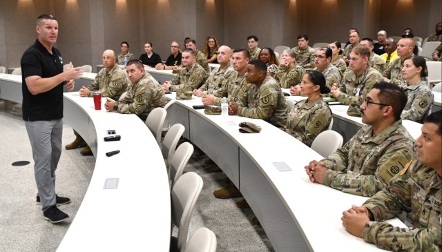 Former Sergeant Major of the Army Dailey Inspires Soldiers at Womack’s Soldier Recovery Unit