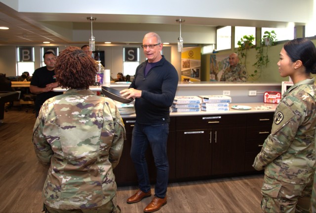 Chef Robert Irvine provides a brief food preparation demonstration to Soldiers at Fort Belvoir’s Better Opportunity for Single Soldiers (BOSS) Building during a tour of the installation on Thursday, July 10.