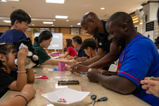 BOSS Soldiers make a difference in their community