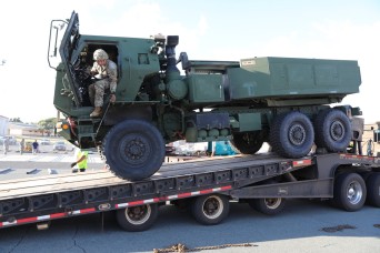 Army's Tropic Lightning Division Enhances Lethality in Pacific With HIMARS, Retrains Howitzer Troops