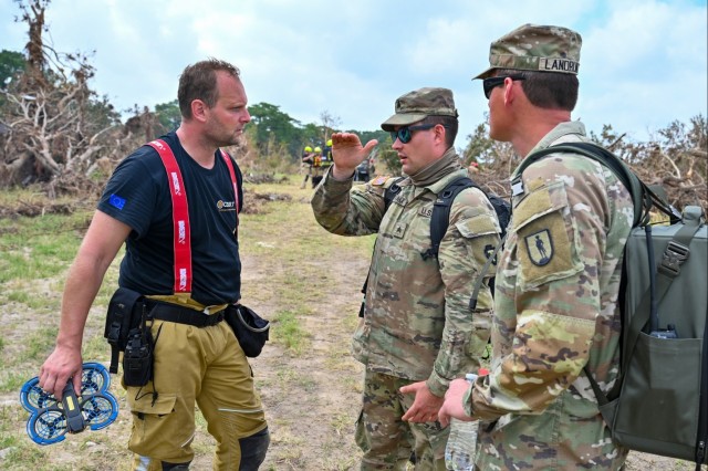 Czech partners assist Texas Army Guard during flood response efforts