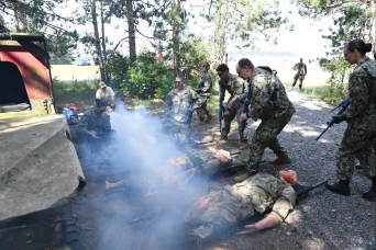 Navy Reservists hone medical skills during Operation Commanding Force at Fort Drum