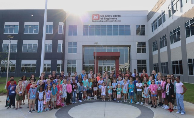 USACE Huntsville Center 2025 STEM Day