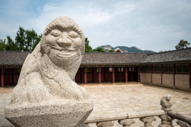 Haetae, statues mof mythological beasts which are believed to be able to denote right from wrong, reside on the grounds at Gyeongbokgung Palace in Seoul, Korea, July 31, 2025. U.S. Army Soldiers serving at Camp Casey traveled to Seoul on a trip...