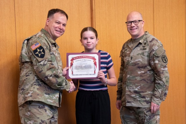 BAMC recognizes teens for volunteer service