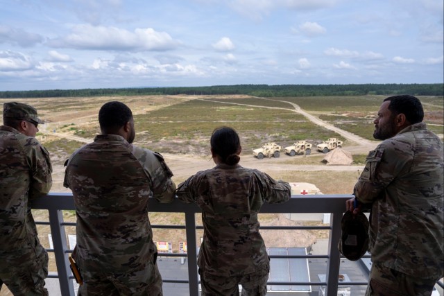 1st Armored Division sustainment Soldiers coordinate logistics for convoy protection