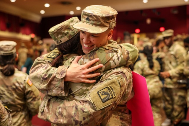 54th Quartermaster Company Soldiers Welcomed Home at Fort Lee