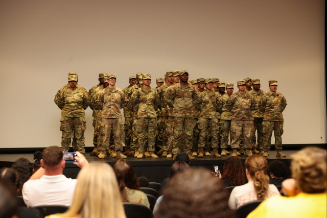 54th Quartermaster Company Soldiers Welcomed Home at Fort Lee
