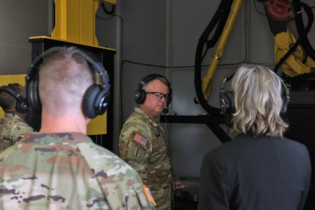 AMC and AMCOM leadership visit Letterkenny Army Depot
