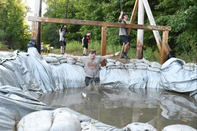 Fort Drum community members tackle Mountain Mudder